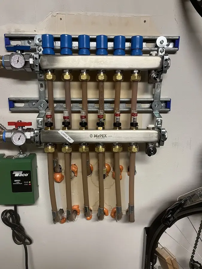 Plumber performing Leak Detection at a residential property in Magalia